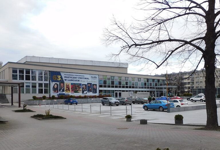 1024px-Rzeszowska_filharmonia_2024