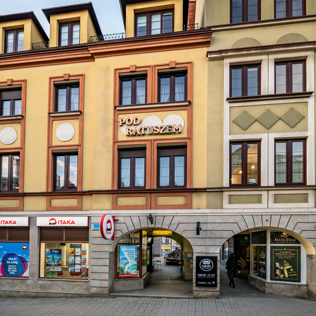 Budynek 'Pokoje pod Ratuszem'